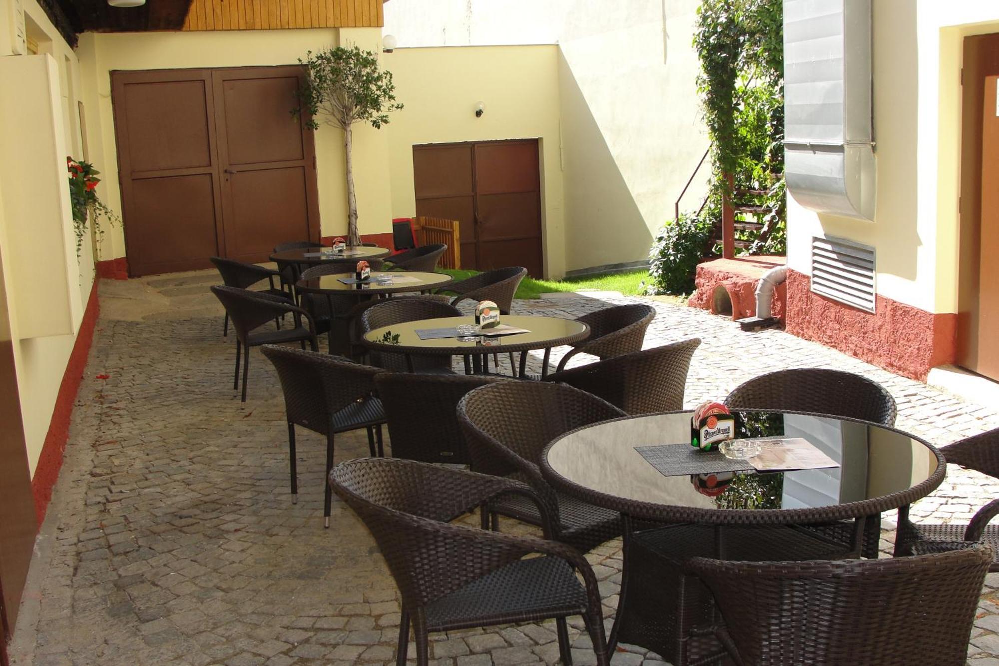 נובה מסטו נה מורבה Hotel Pansky Dum מראה חיצוני תמונה